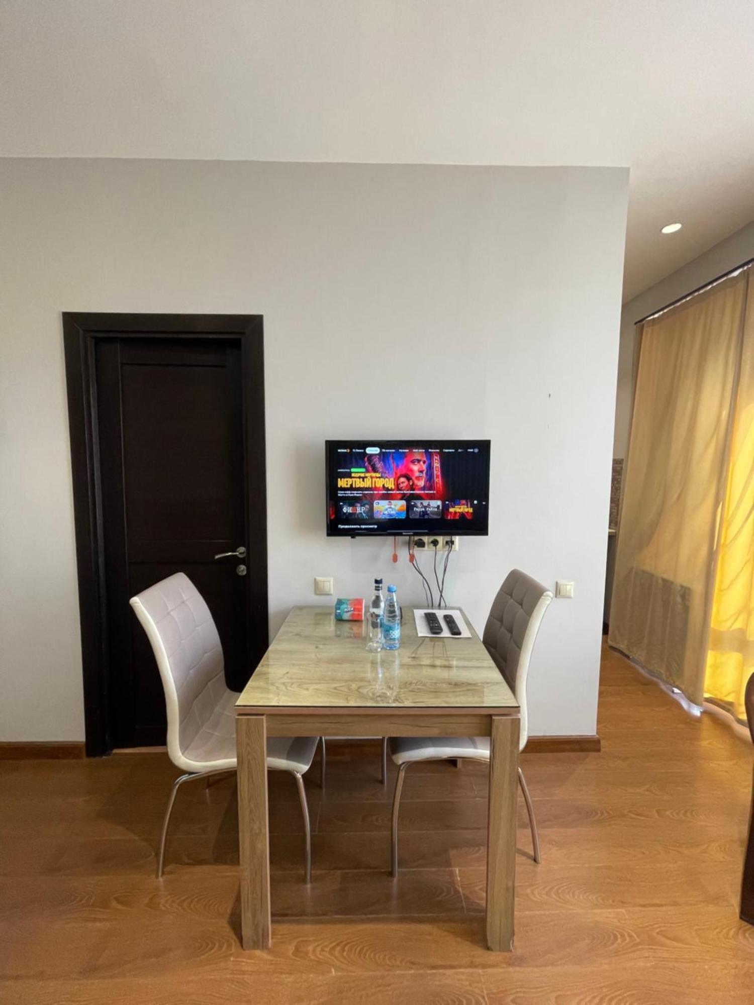 Apartment In Yerevan City Center Republic Square Self Check-In 외부 사진